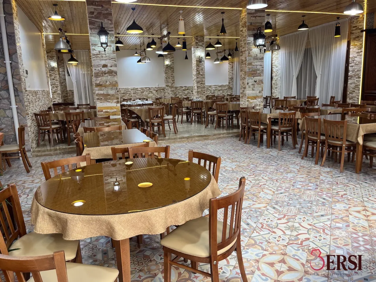 La salle de dîner Beluga 4