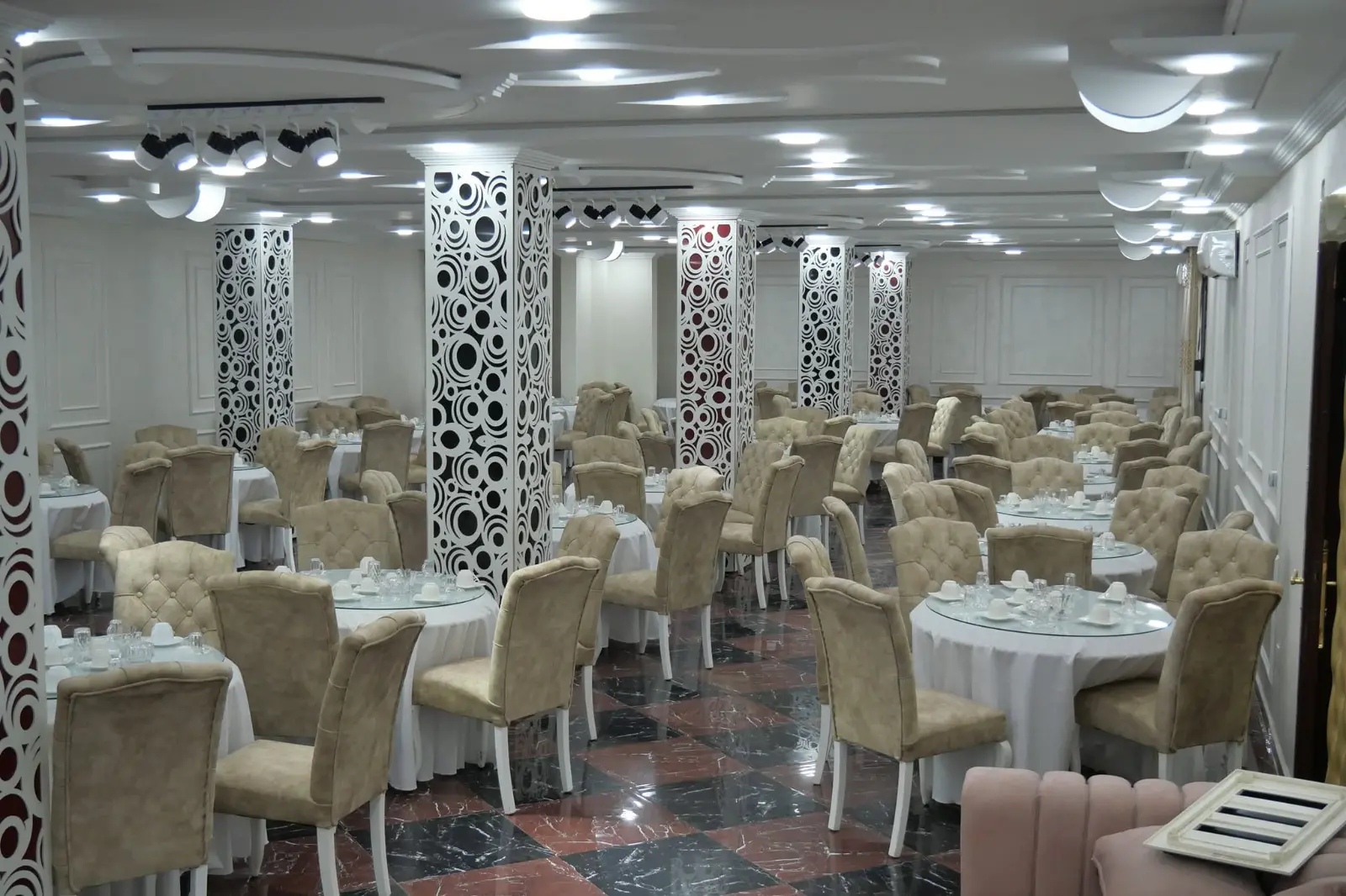 salle des fétes amir prestige 6
