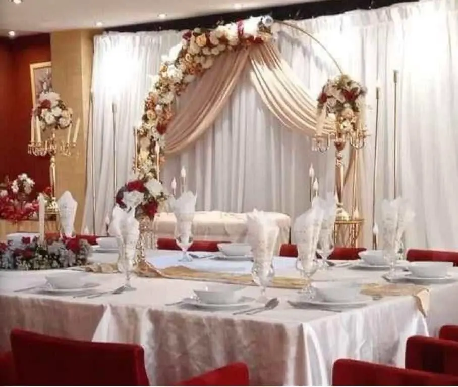 la salle de diner le faubourg 4
